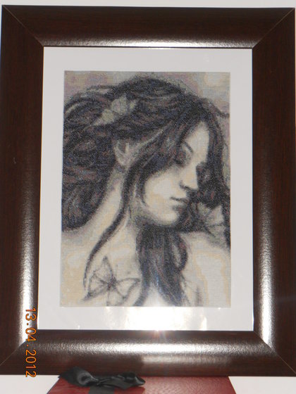 Работа «девушка с бабочками»