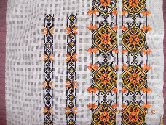 Работа «вишиванка коханому :)»