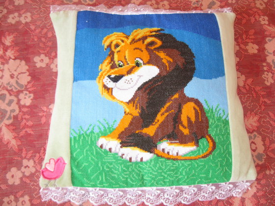 Работа «подушечка "левеня"»