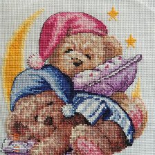 Работа «Мишки на подушке»