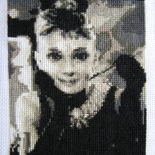 Работа «Одри Хепберн»