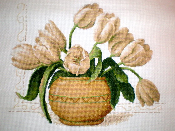 Работа «ВАЗА С ТЮЛЬПАНАМИ»