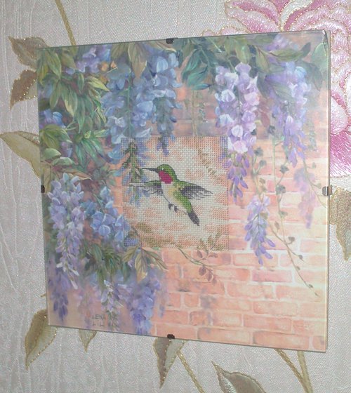 Работа «Колибри и глициния»