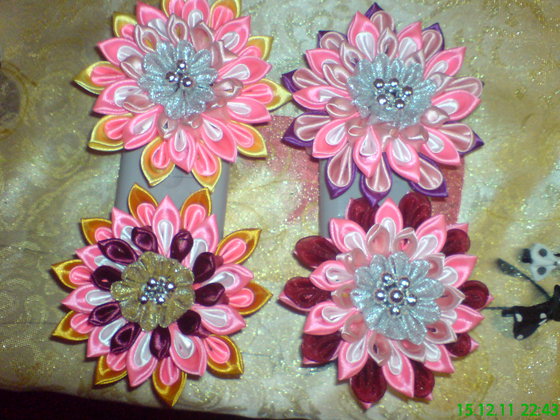 Работа «между вышивкой канзаши»