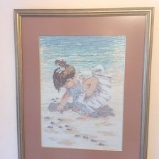 Работа «Девочка собирает ракушки»