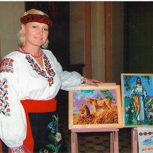 Работа «Я участвую во многих выставках нашего городка.»