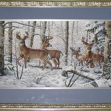 Работа «олени в зимнем лесу»