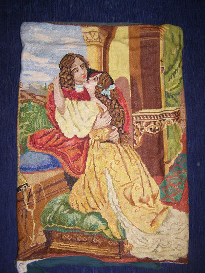 Работа «Подушка Ромео и Джульетв (Работа прабабушки Веры)»