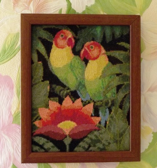 Работа «Попугайчики-неразлучники»