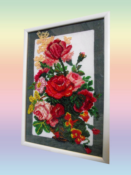 Работа «Цветы (бисер, мулине)»