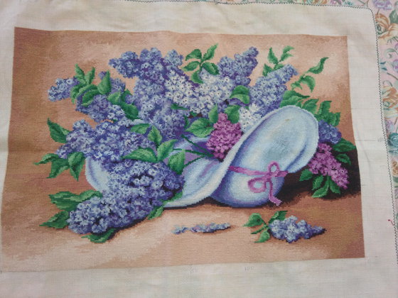 Работа «cирень в шляпе»