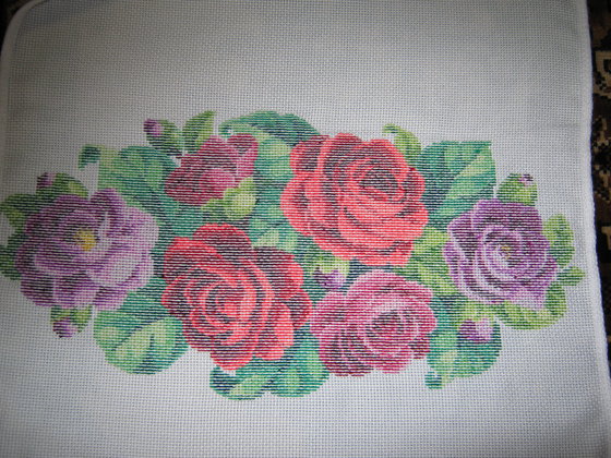 Работа «изнанка рушника с розами»