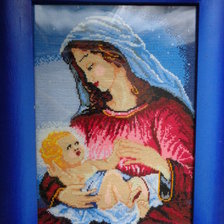 Работа «Мария с младенцем»