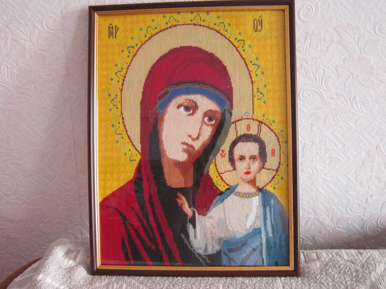 Работа «Казанская Божья Матерь»