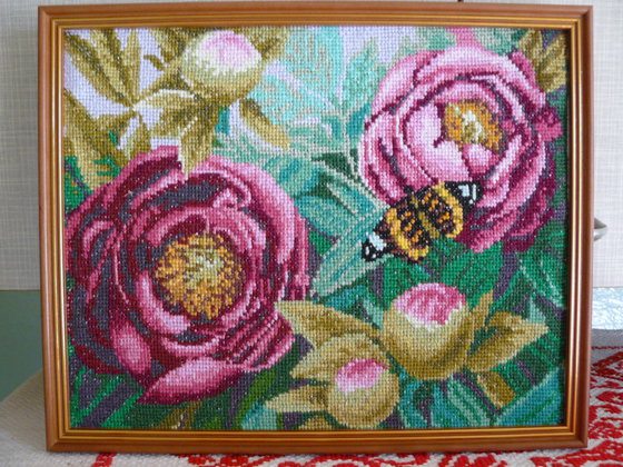 Работа «Пионы»