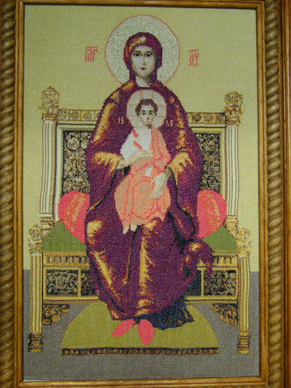 Работа «Богородица на престоле»