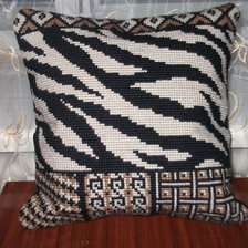 Работа «Тигровая подушка.»