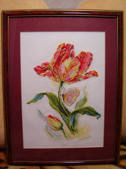 Работа «Тюльпан и бабочка от Алисы»