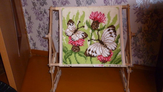 Работа «Бабочки на чертополохе»