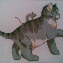 Работа «Котенок и мышка»