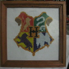 Работа «Герб Хогвартса»