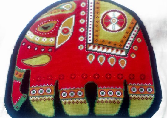 Работа «Слон, вариант подушки»