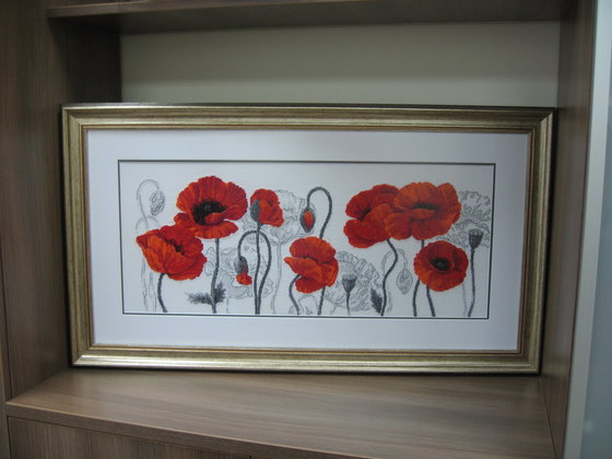 Работа «Алые маки»