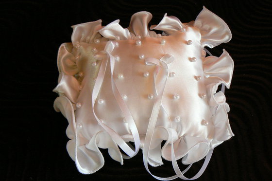 Работа «poduszka na obrączki»