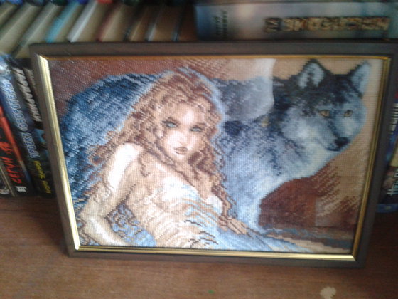 Работа «девушка с волком»