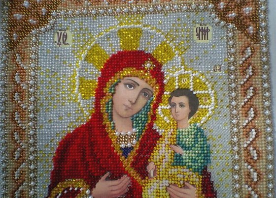 Работа «Пресвятая Богородица Троеручица»