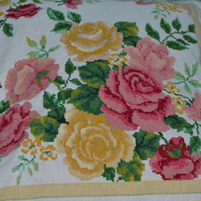Работа «подушка Викторианские розы»