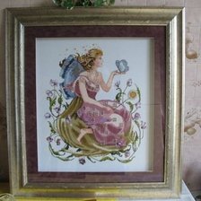 Работа «Фея-бабочка, частично бисер и стразы сваровски»