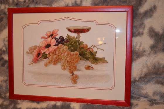 Работа «Цветы и виноград»