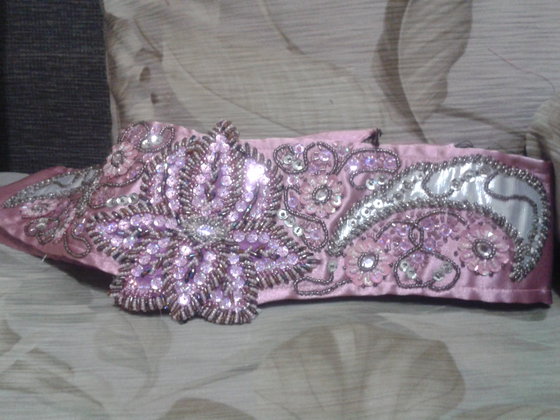 Работа «опыты с бисером и пайетками»