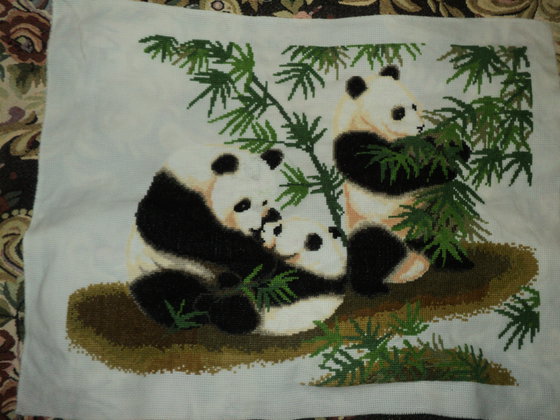 Работа «Семья пандочек»