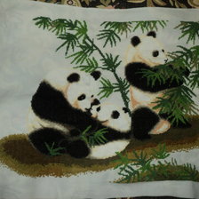 Работа «Семья пандочек»