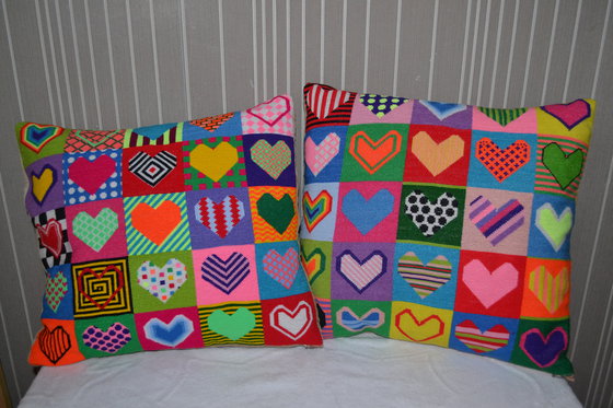 Работа «подушки с сердечками»