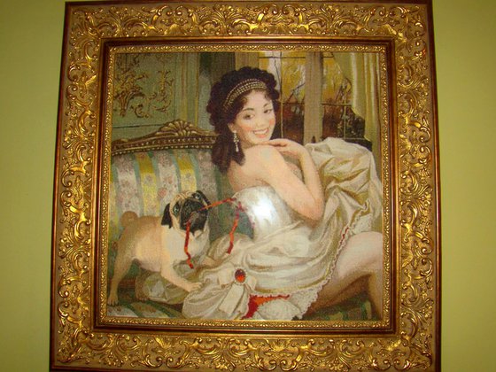 Работа «Девушка с мопсом»