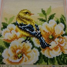 Работа «Подушка от vervaco птичка»