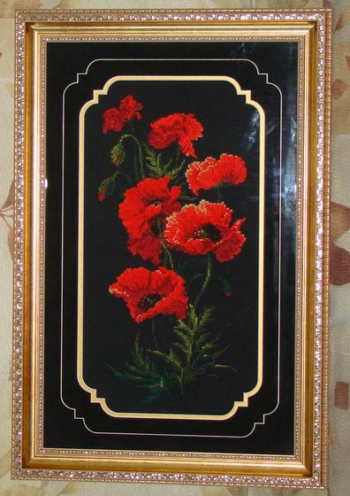 Работа «Маки на черном.»