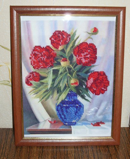 Работа «Красные пионы (бисер)»