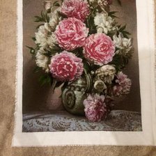 Работа «Пионы»