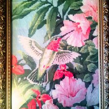 Работа «Колибри В Фуксиях»