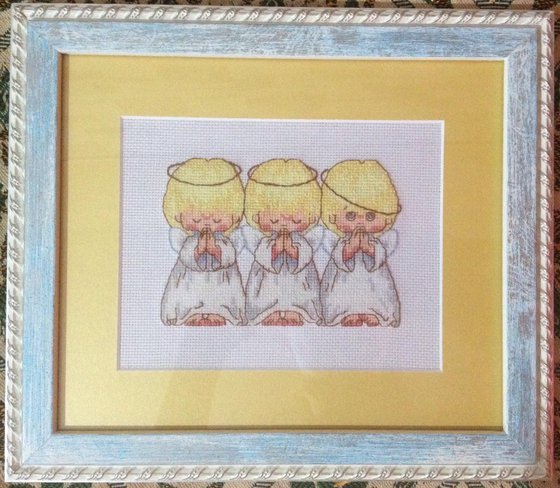 Работа «Три Ангелочка! Почти идеальный»