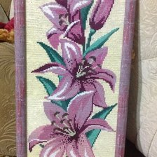 Работа «Розовые лилии»