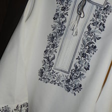 Работа «вишиванка меланжеві квіти»