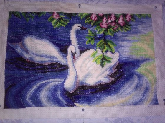 Работа «Лебеди на озере»