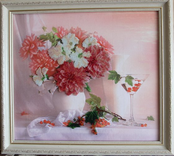 Работа «розовый букет частичная вышивка бисером.»