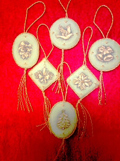 Работа «Новогодние пинкипы на елку "Голубая мечта"»