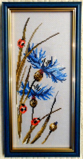 Работа «По мотивам картины Алины Осеевой "Прогулка в васильковом поле".»